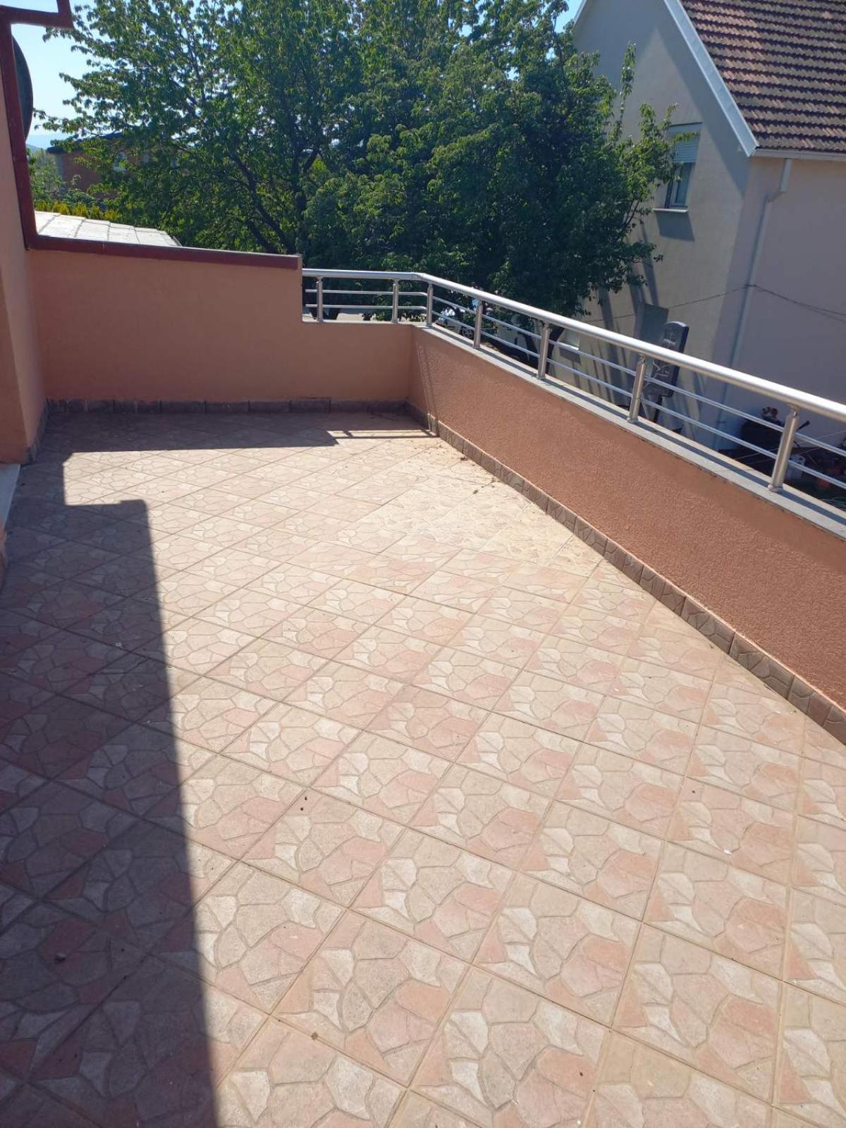 Hostel Traveler'S Rest - Near Podgorica Airport Mitrovici  Zewnętrze zdjęcie